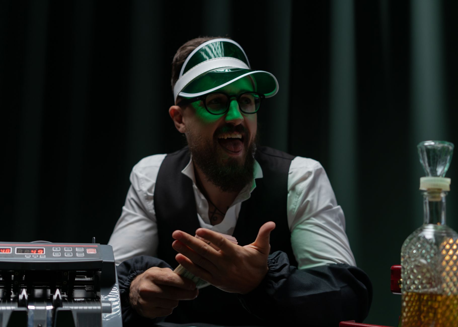 18岁想打职业扑克?CoinPoker新泽西玩家风险解析与合规选择(实战示例)