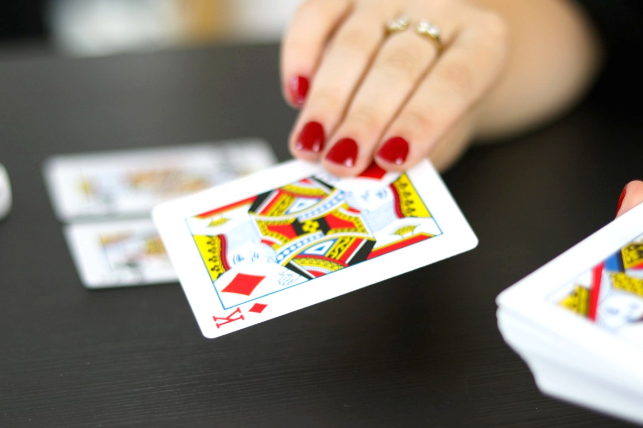 从破产到WSOP冠军：他如何用6个月血洗赛场？揭秘3大逆袭策略