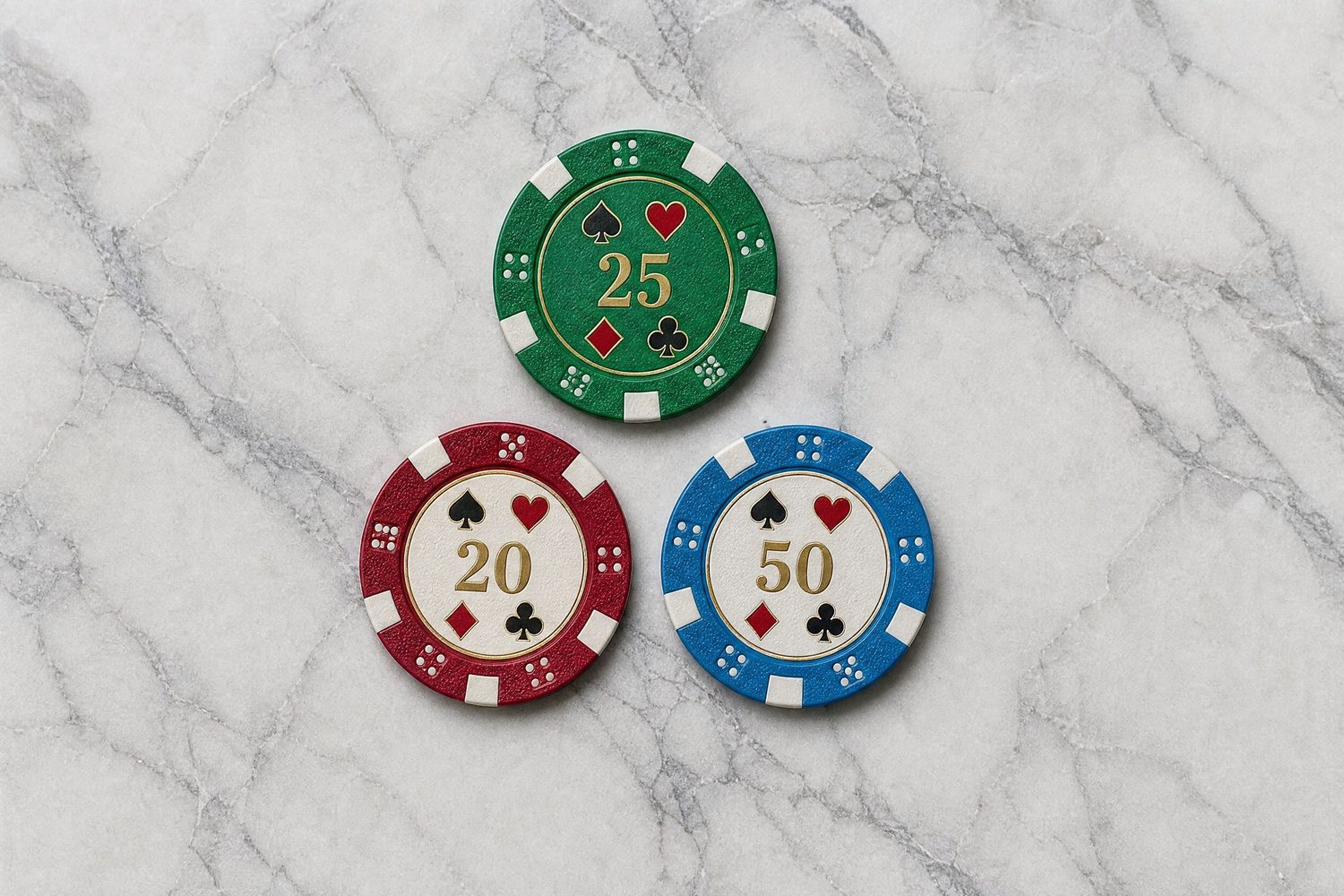 QQPOKER社群搭子组局指南:从零开始组织一场德州扑克牌局