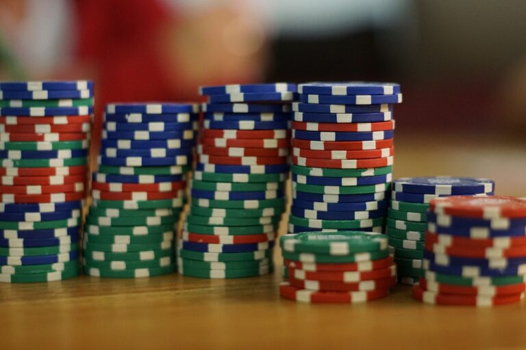 WSOPC首秀：四场Day1怎么选？起始筹码差异背后的策略考量